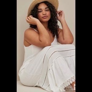 Torrid NWT White Maxi Cotton Crochet Trim Cover Up Dress, size 2X